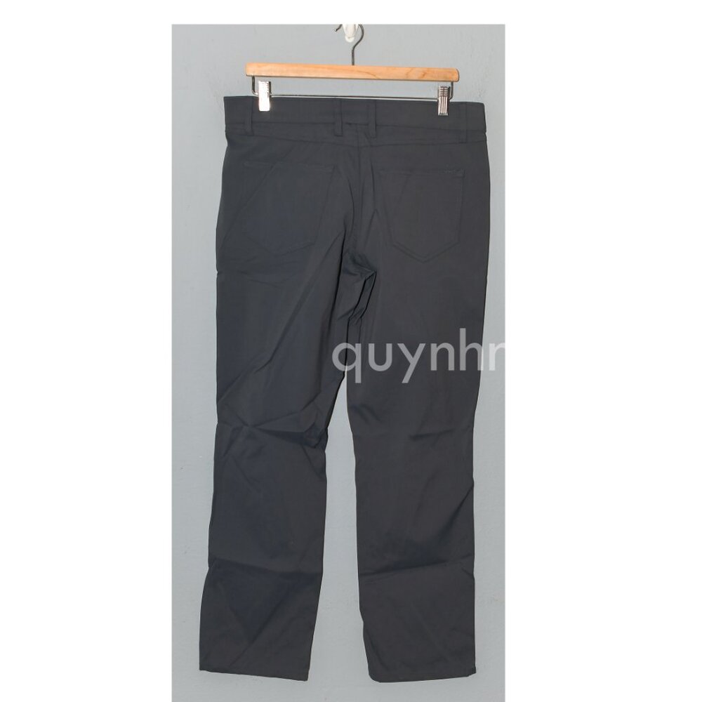 Weatherproof Flex Flatfront men pants in storm - Picture 6 of 7